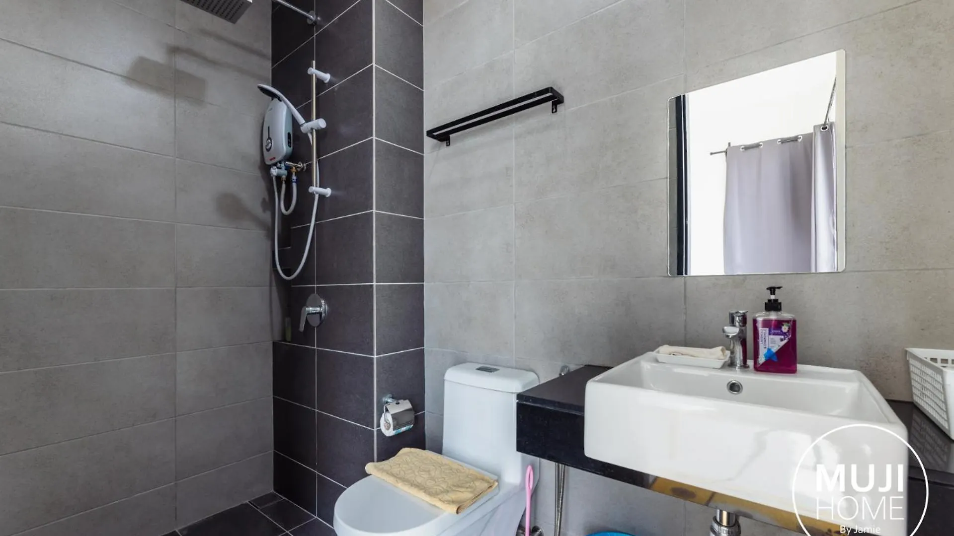 Muji X Rilakkuma Seaview 3Br Georgetown With Tv Box Apartment Jelutong 0*,  Malaysia