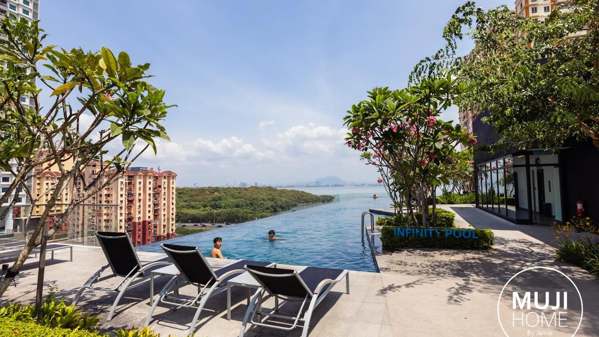 Muji X Rilakkuma Seaview 3Br Georgetown With Tv Box Apartment Jelutong